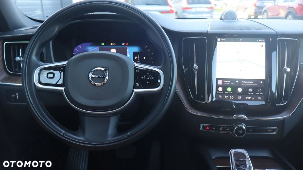 Volvo XC 60 B5 D AWD Inscription - 11