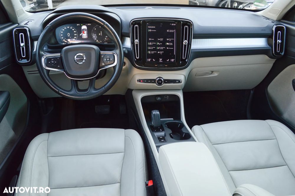 Volvo XC 40 D4 AWD Inscription - 33
