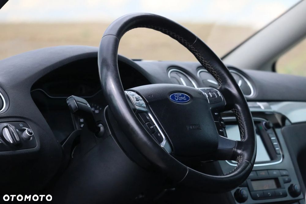 Ford S-Max 2.0 TDCi DPF Titanium - 5