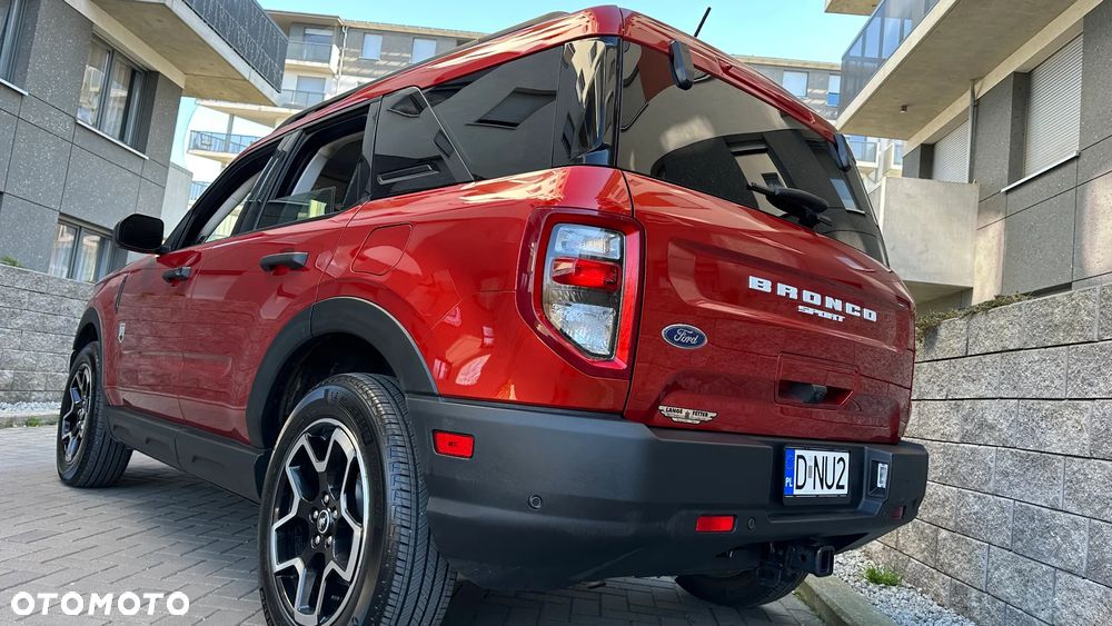 Ford Bronco - 6