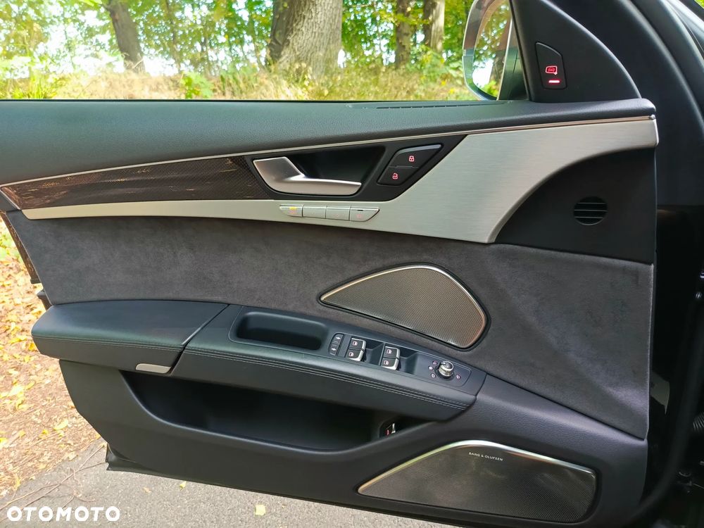 Audi S8 4.0 TFSI Quattro - 16