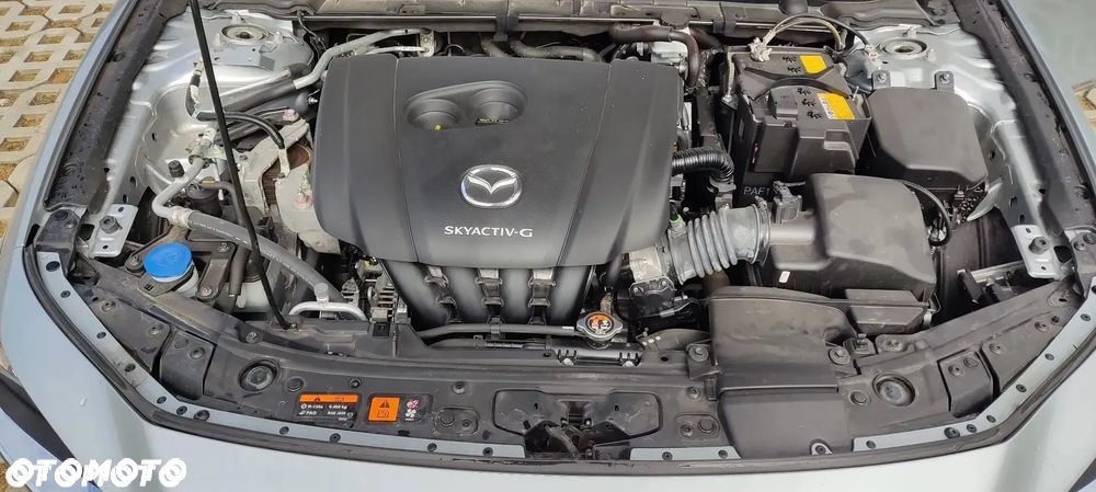 Mazda 3 - 10
