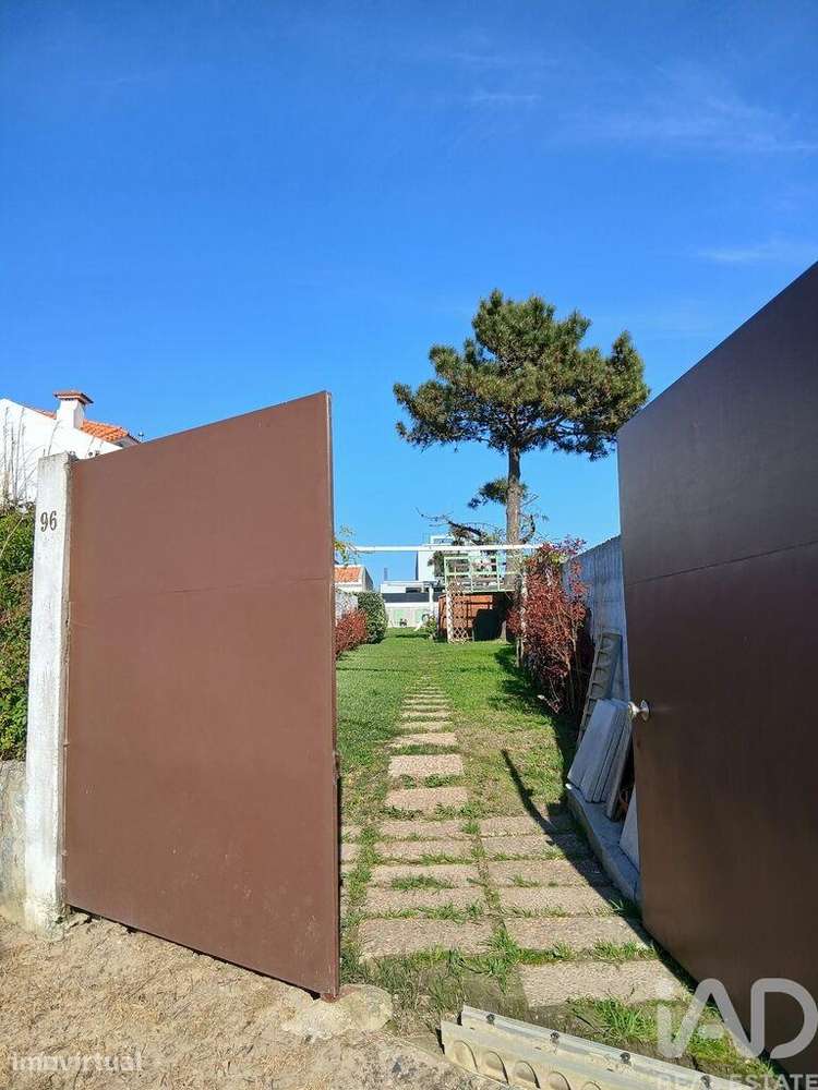 Terreno em Arcozelo - Grande imagem: 2/7