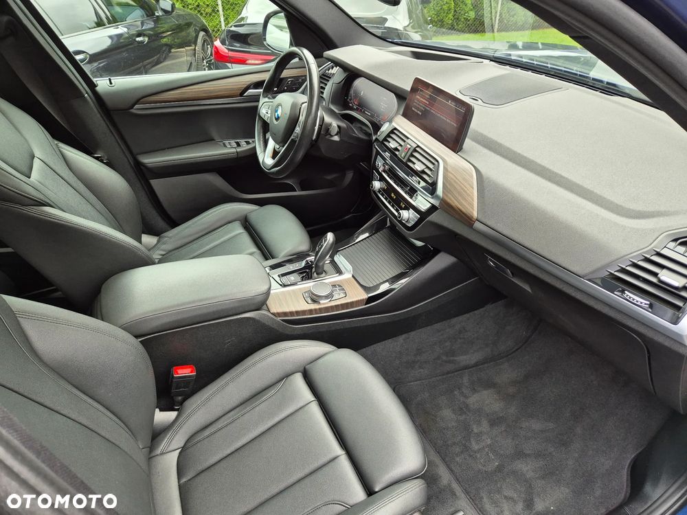 BMW X3 xDrive30i xLine - 23
