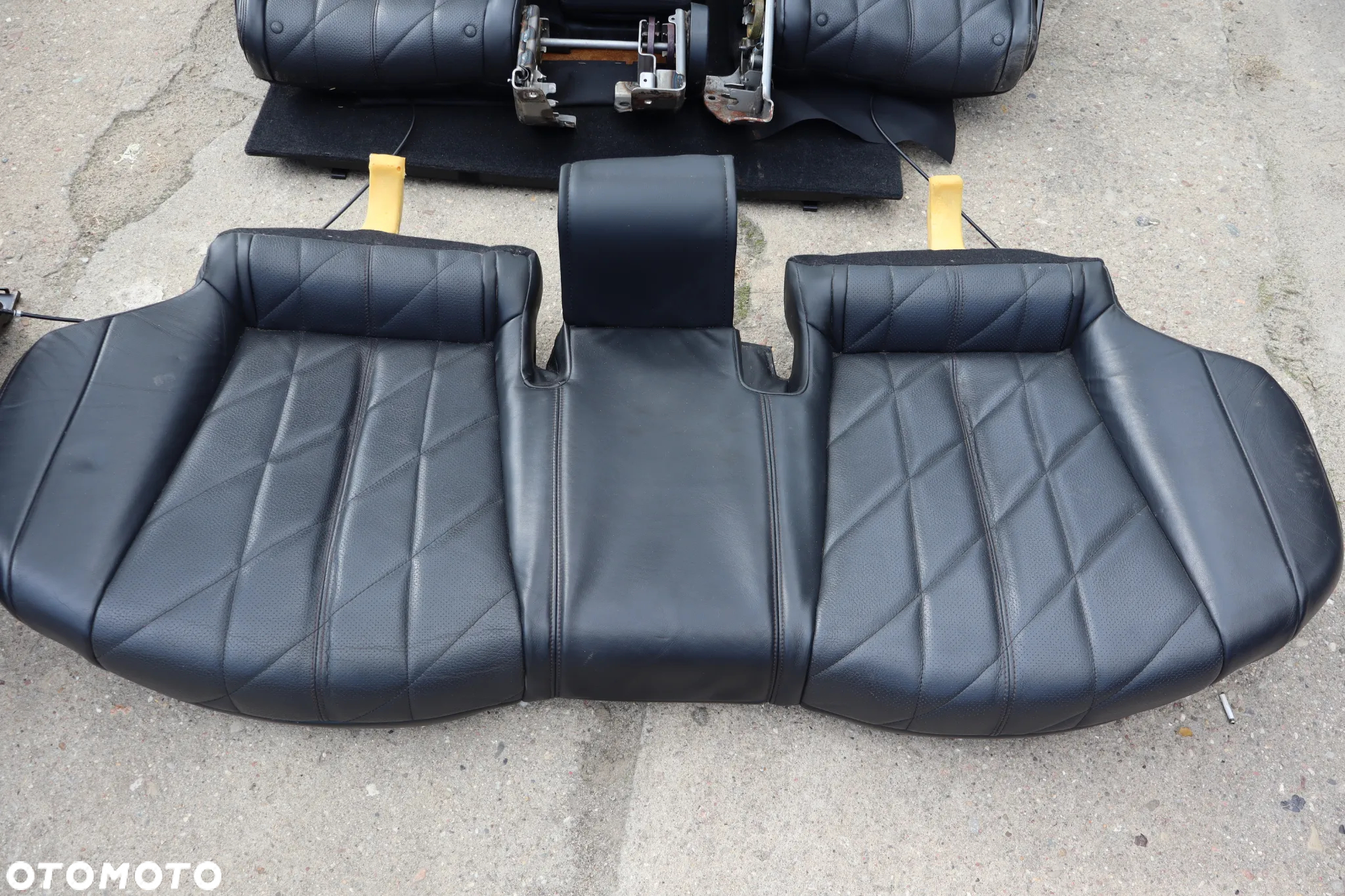 FOTEL FOTELE KANAPA TAPICERKI DRZWI ZAGŁÓWEK TV AUDIOMEDIA SKÓRA INFINITY FX II LIFT QX70S 2012 - 16