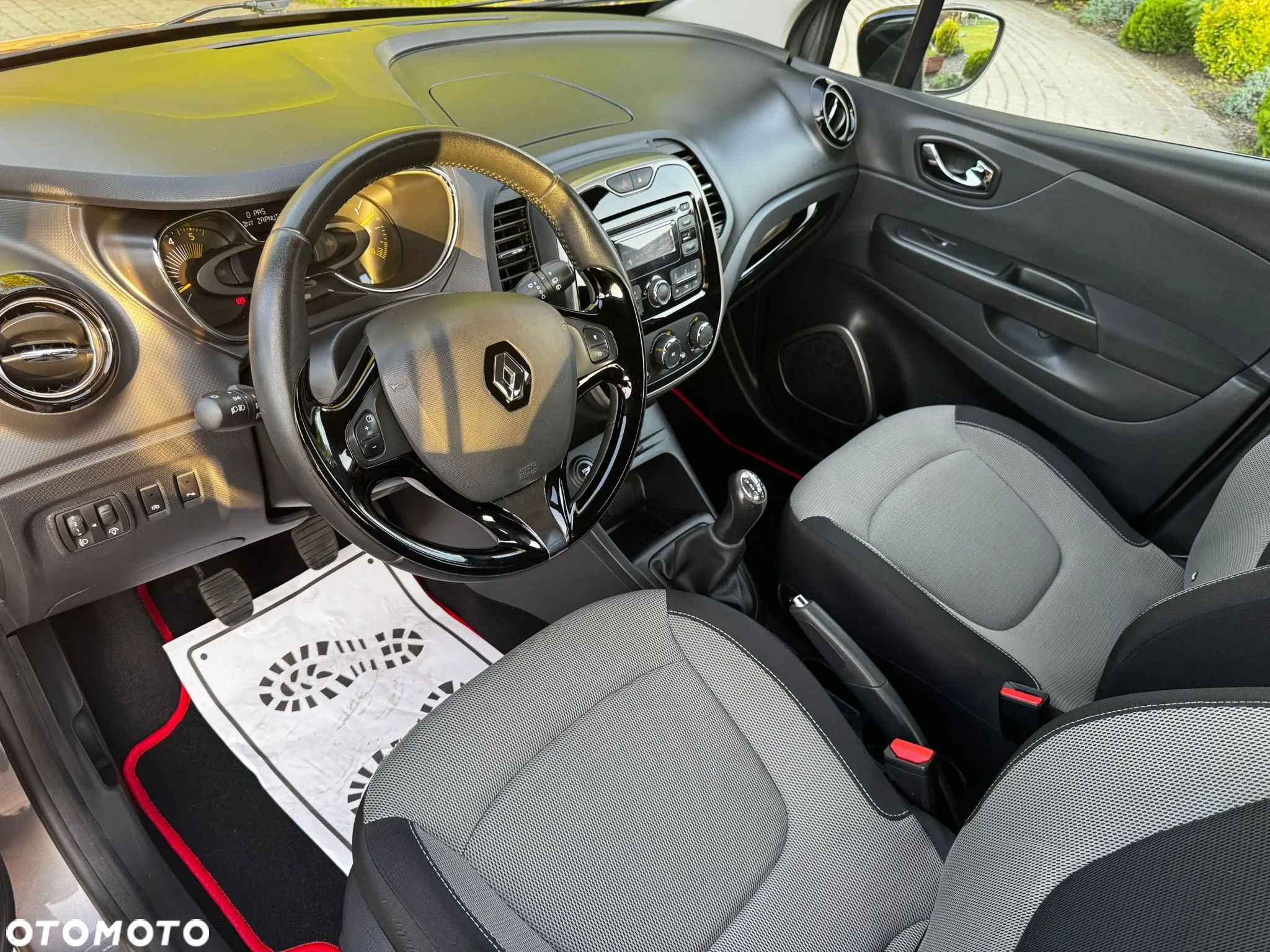 Renault Captur - 5