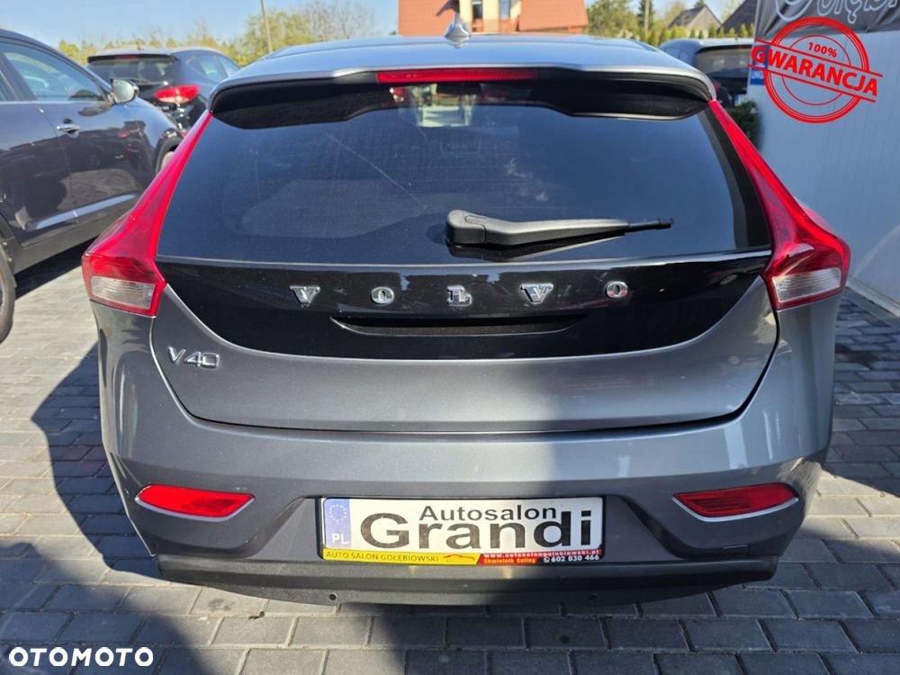 Volvo V40 - 8