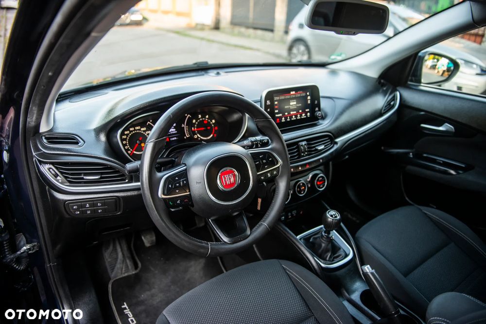 Fiat Tipo 1.4 T-Jet Business Line - 19