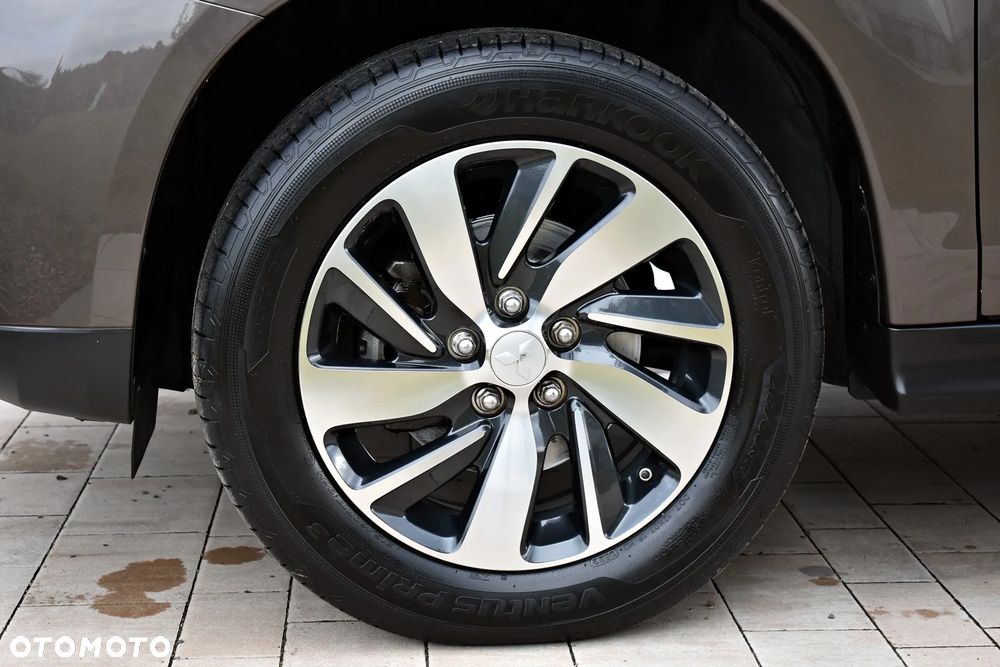 Mitsubishi ASX 1.6 2WD Plus - 36