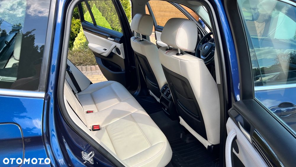 BMW X3 xDrive20d Luxury Line - 12