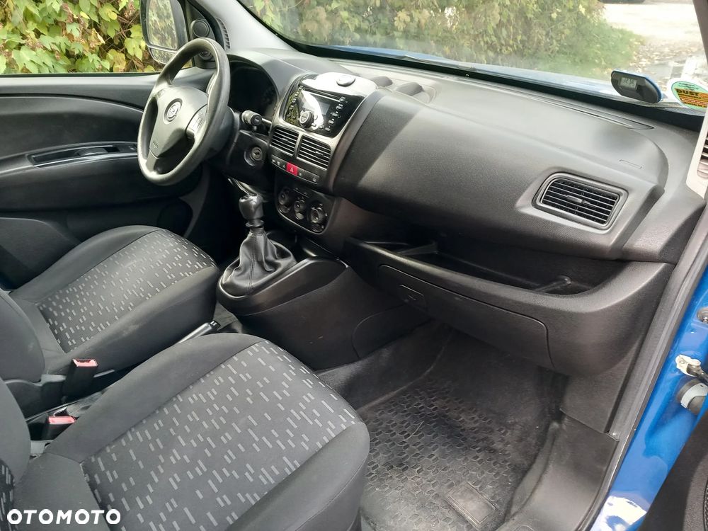 Opel Combo - 20