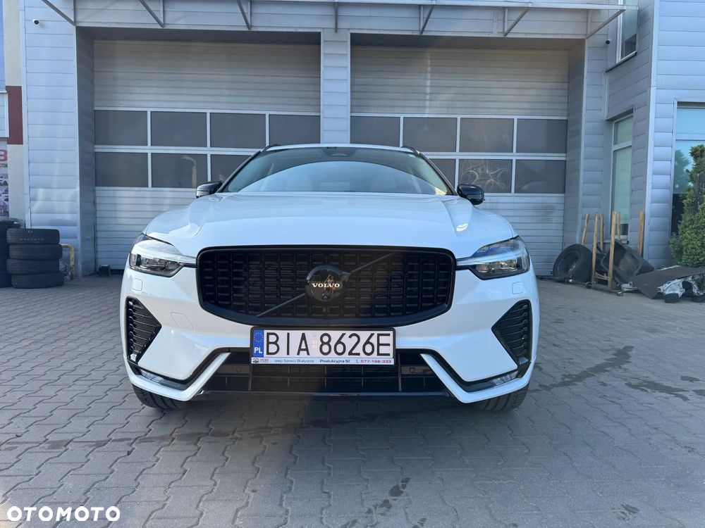 Volvo XC 60 B5 B AWD Plus Dark - 3
