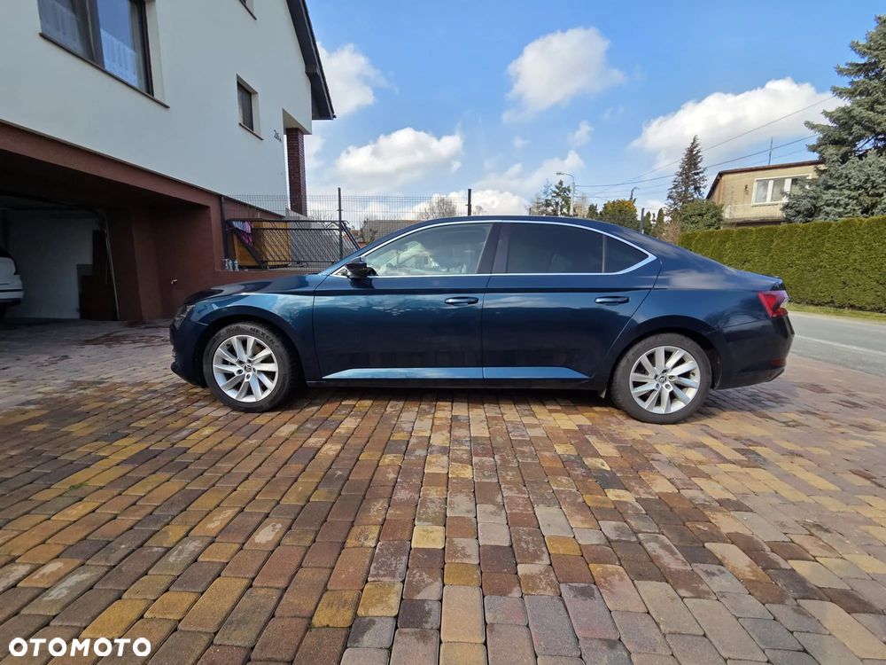 Skoda Superb 2.0 TSI Style DSG - 4