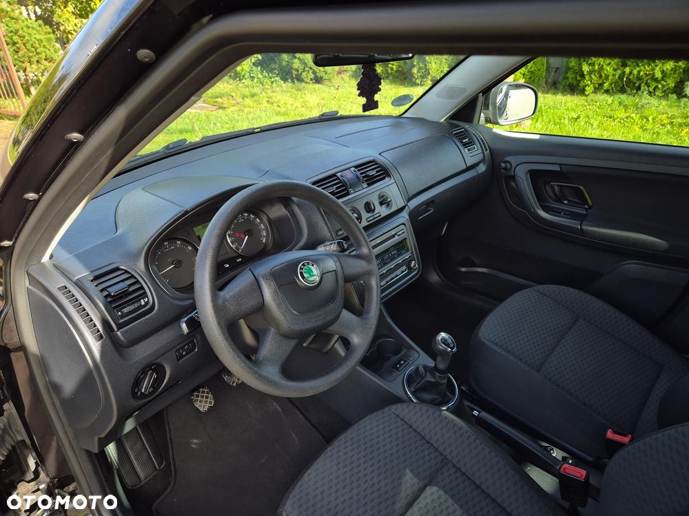 Skoda Fabia 1.2 HTP Ambition - 12