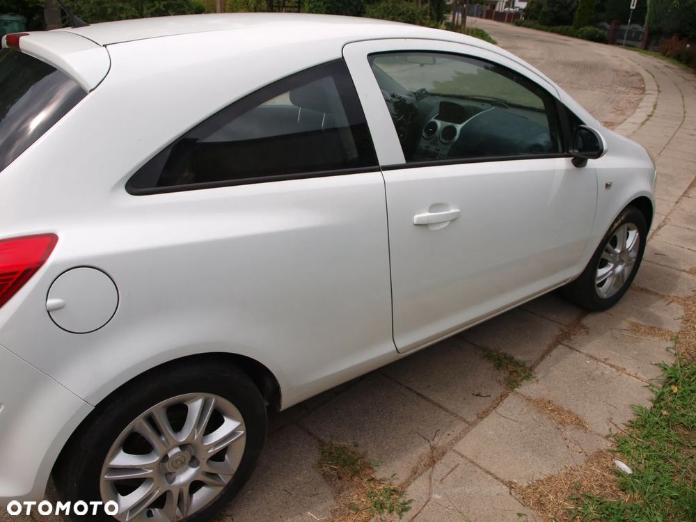 Opel Corsa - 7