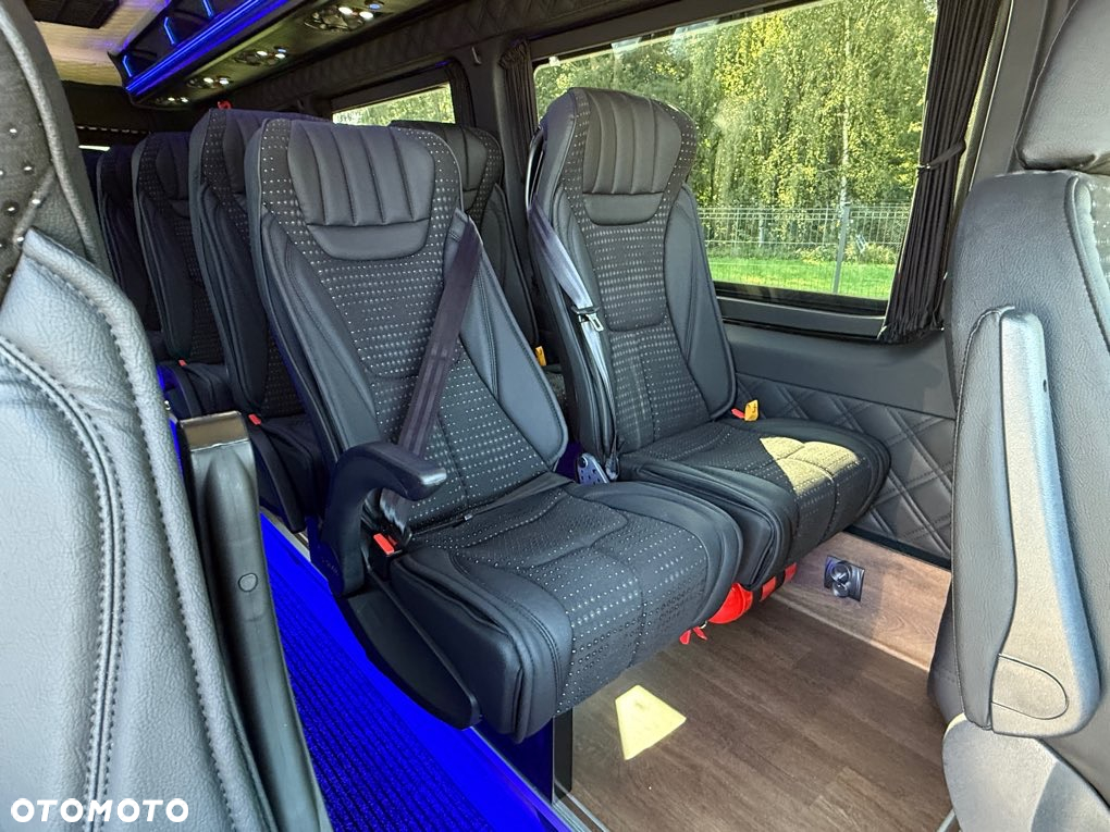 Mercedes-Benz Sprinter 519 Tourist Line GSR II - 35