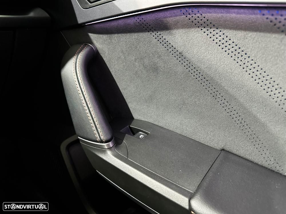 Cupra Formentor 1.5 e-Hybrid DSG VZ Black Edition - 31
