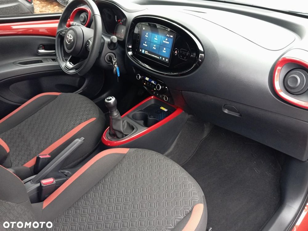 Toyota Aygo X - 12