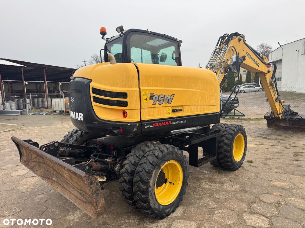 Yanmar B95W - 6