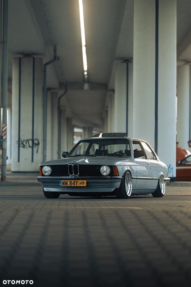 BMW Seria 3 - 1