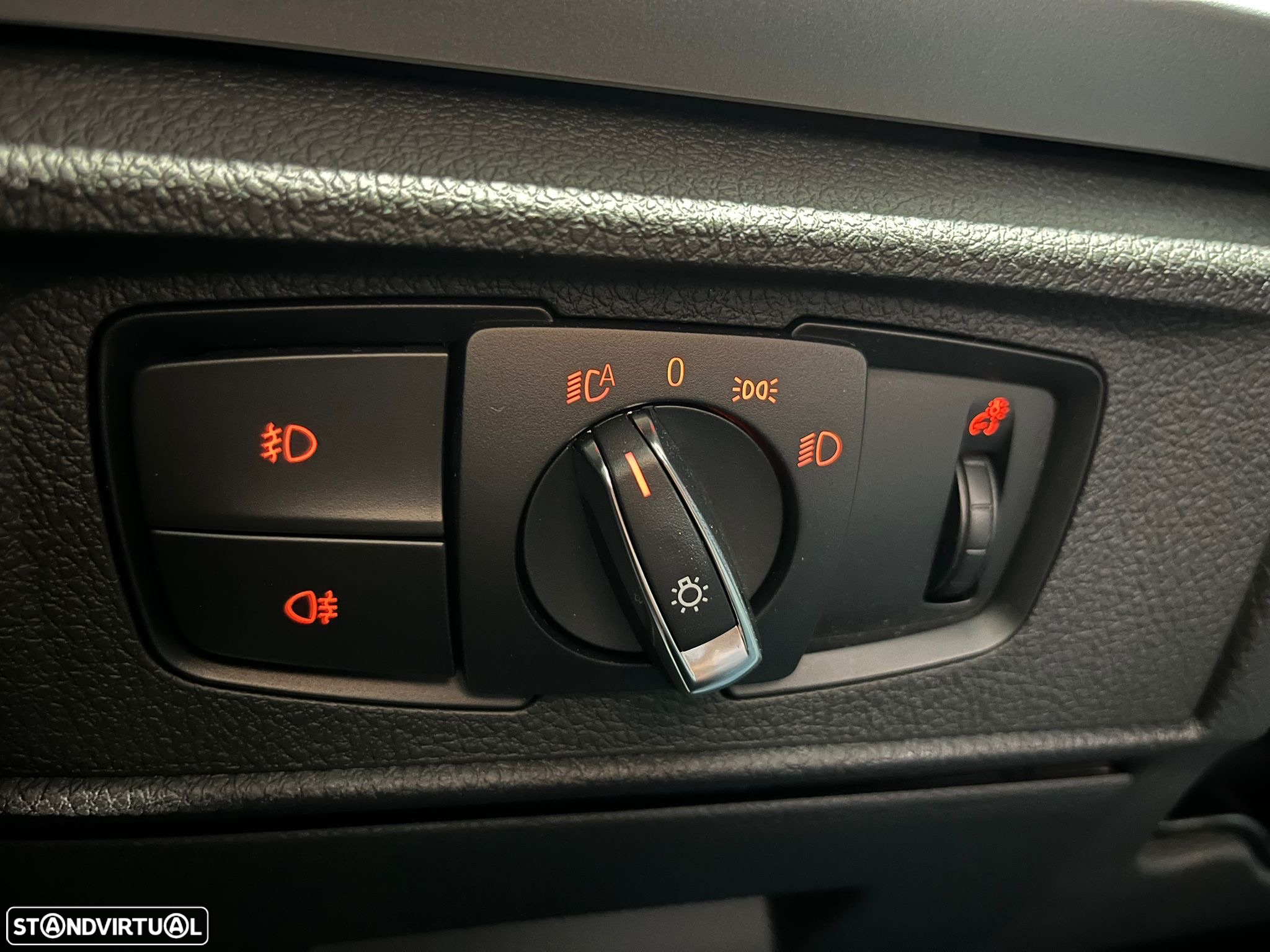 BMW 118 d Aut. Sport Line - 30