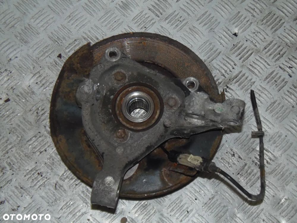 OPEL ANTARA PIASTA ZWROTNICA PRAWA PRZEDNIA 2.2 CDTI MANUAL - 2
