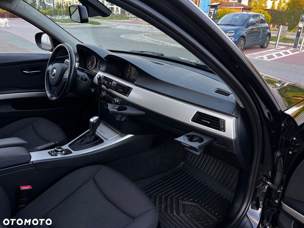 BMW Seria 3 - 11