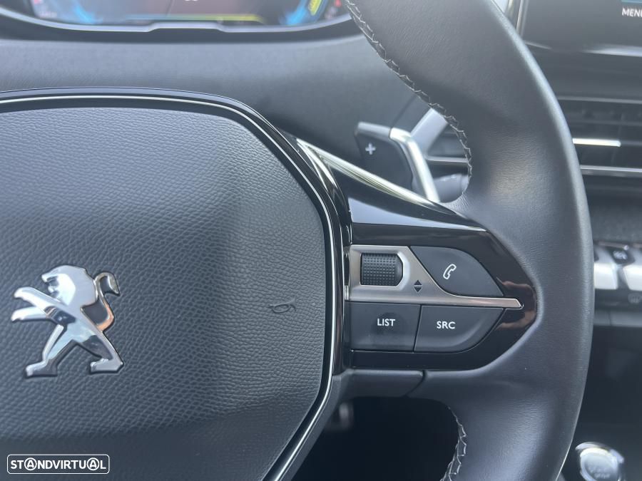 Peugeot 3008 225 e-EAT8 Roadtrip - 36