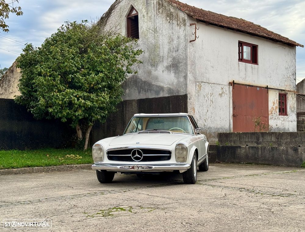Mercedes-Benz SL 230 - 1