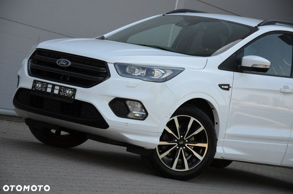 Ford Kuga - 4