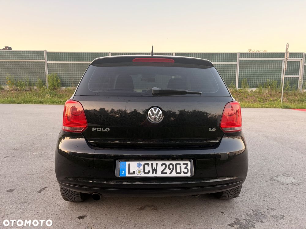 Volkswagen Polo 1.4 16V Comfortline - 11