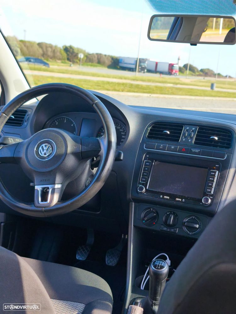 VW Polo - 5