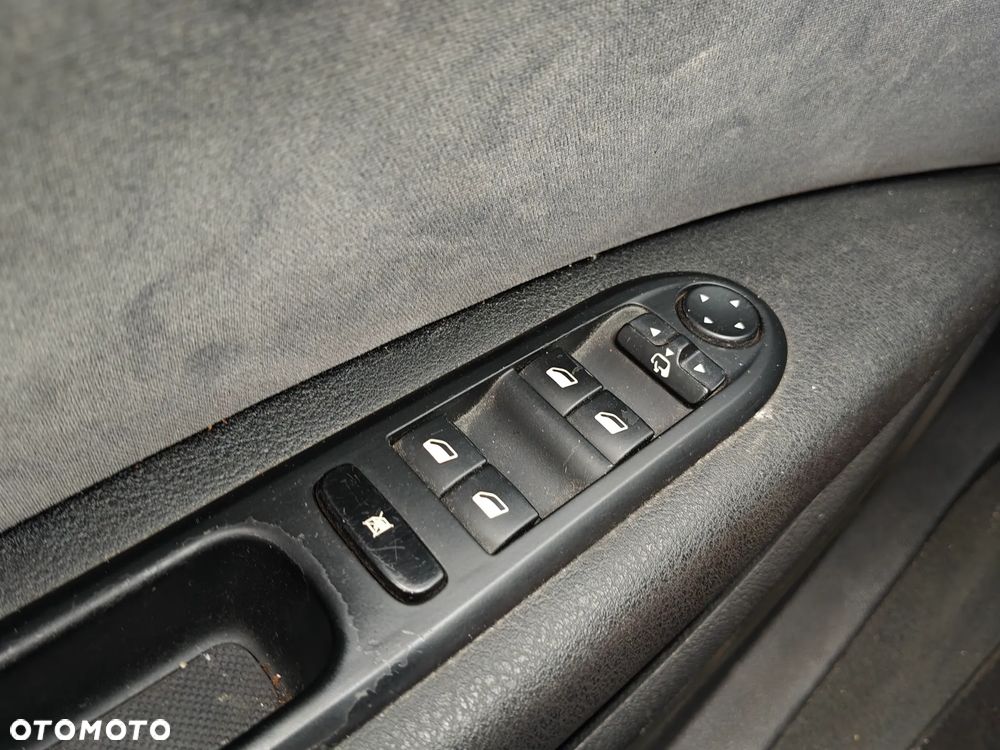 Peugeot 407 2.0 HDi Premium - 22