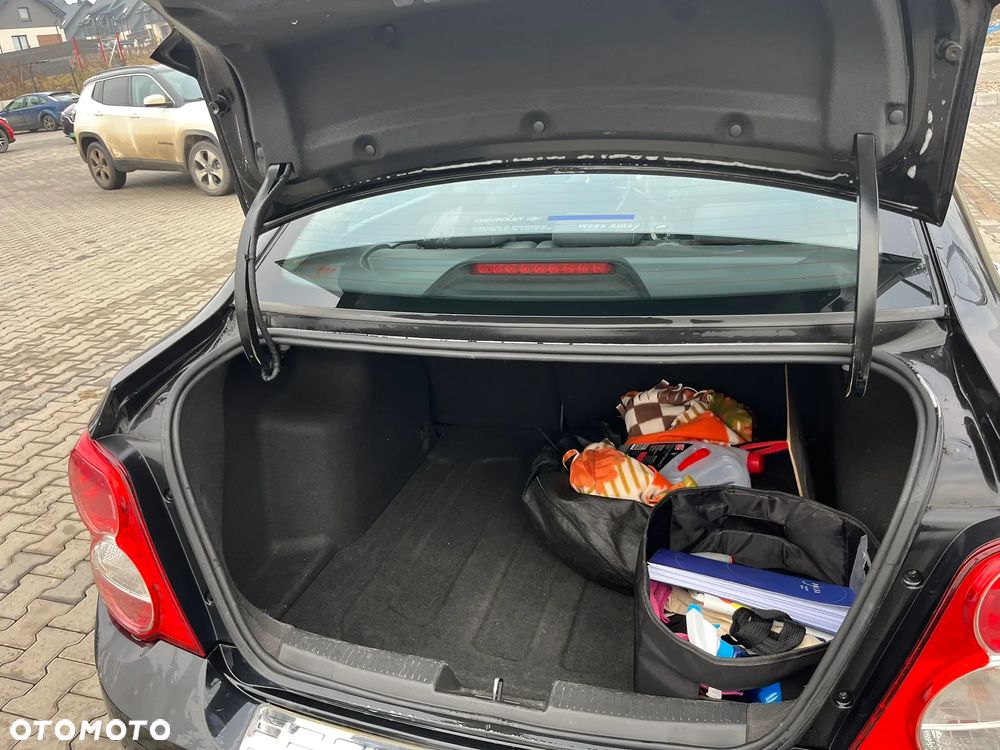 Chevrolet Aveo - 7
