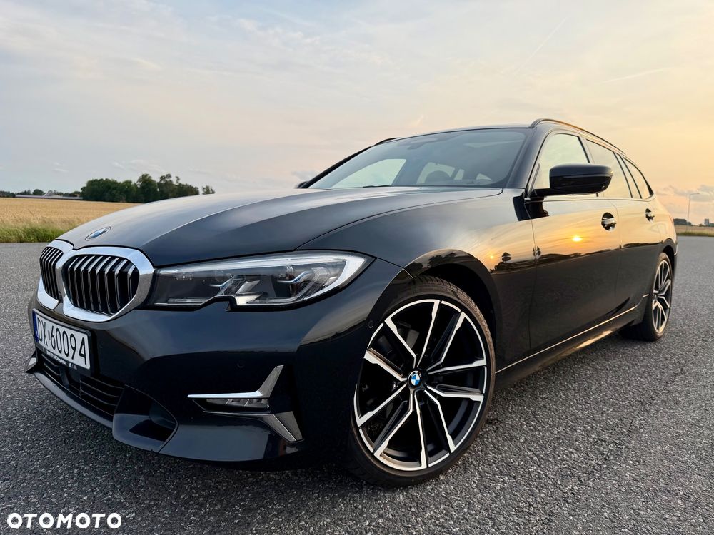 BMW Seria 3 320d xDrive Luxury Line sport - 9