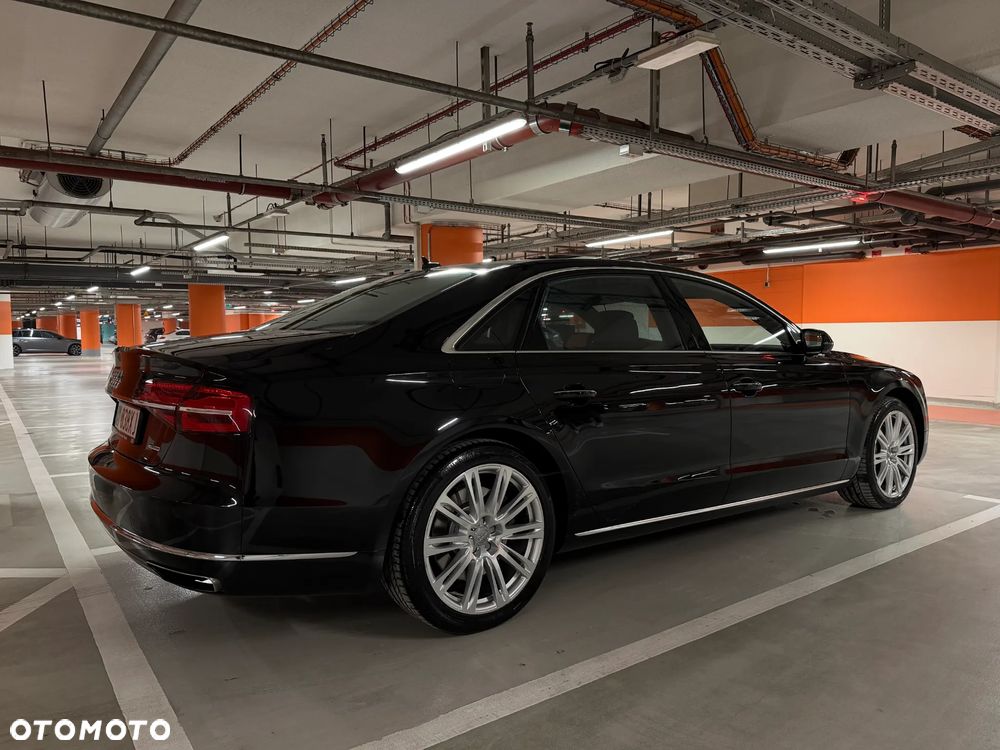 Audi A8 - 5