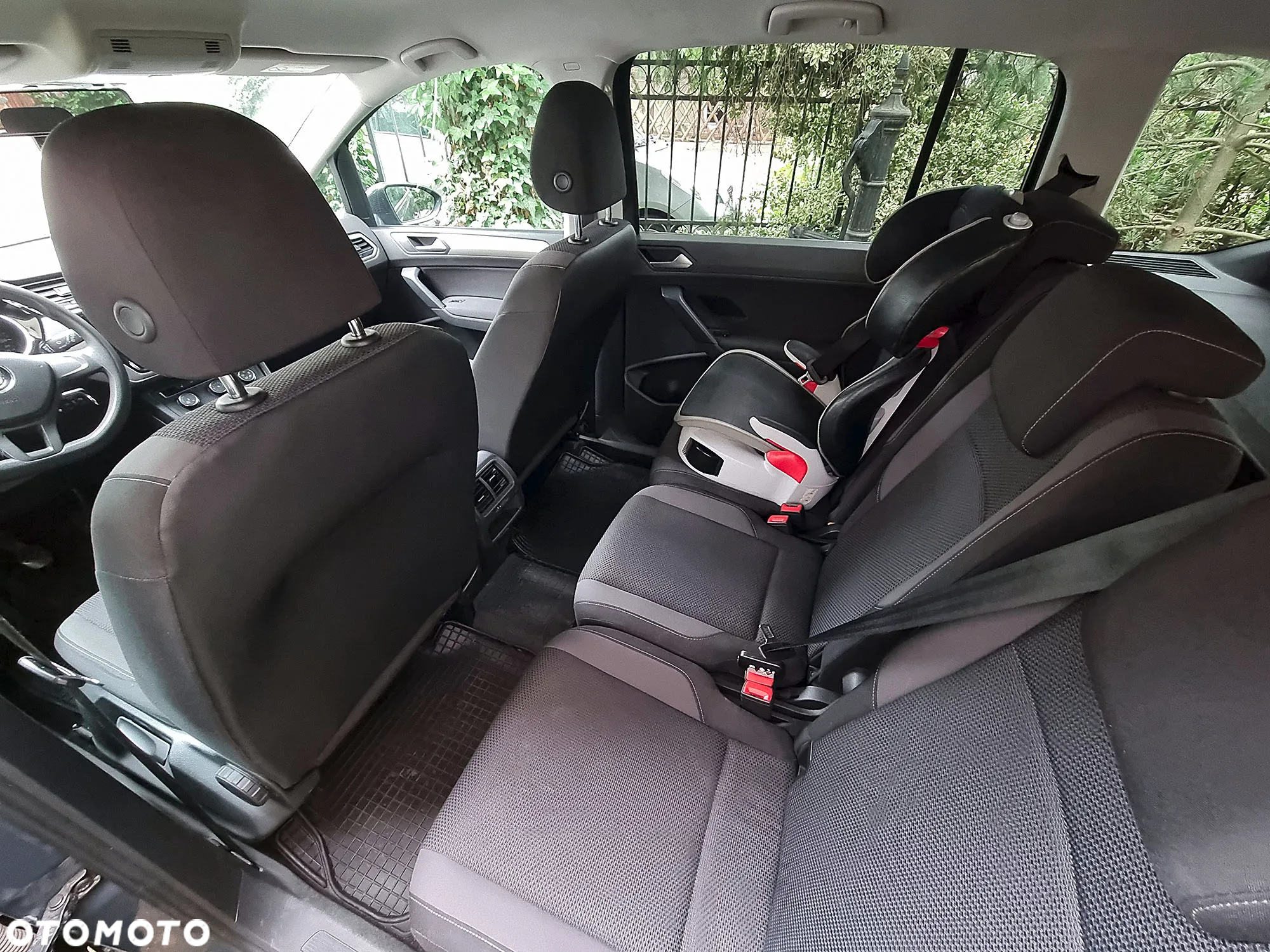 Volkswagen Touran 1.6 TDI BMT Trendline - 10