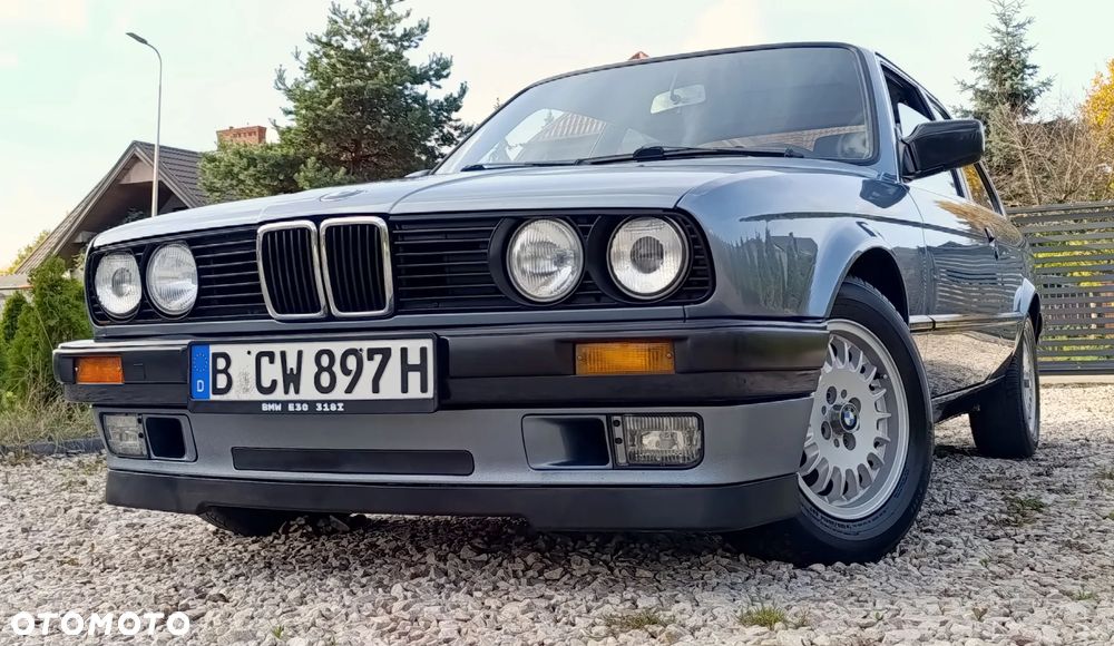 BMW Seria 3 318i - 8