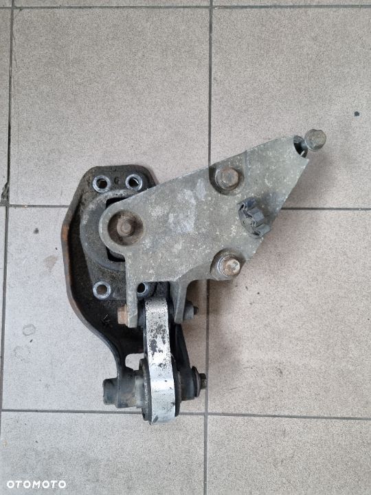 PODUSZKA ŁAPA SILNIKA MASTER MOVANO 3.0 DCI 04-10r.