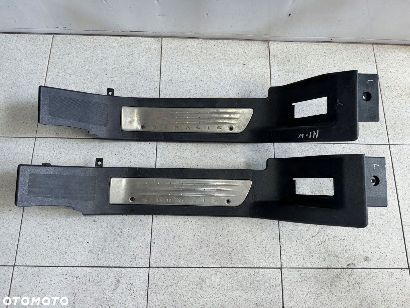 Listwa Progowa Próg Nakładka Progu Lewa Iveco Stralis Hi Way 5801446104 - 1