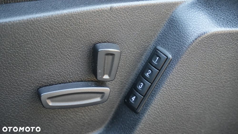 Ford Galaxy ver-2-0-tdci-dpf-ghia - 7