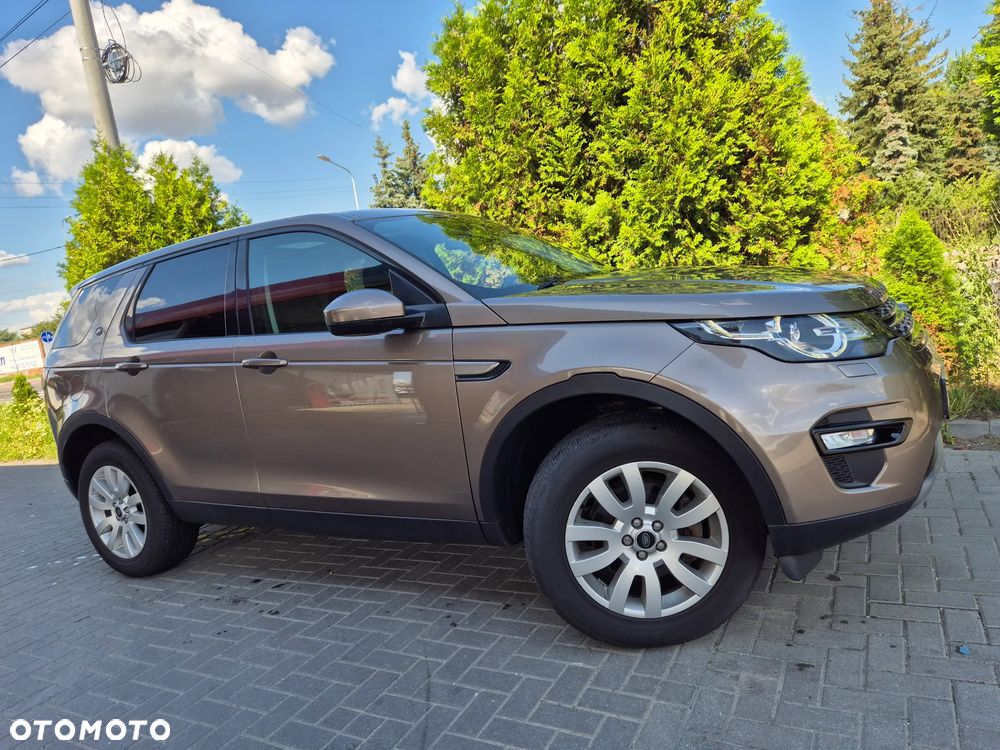 Land Rover Discovery Sport 2.0 D150 SE - 17