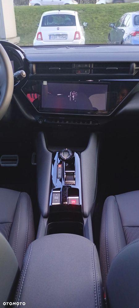 Alfa Romeo Junior 1.2 mHEV Ti eDCT - 9