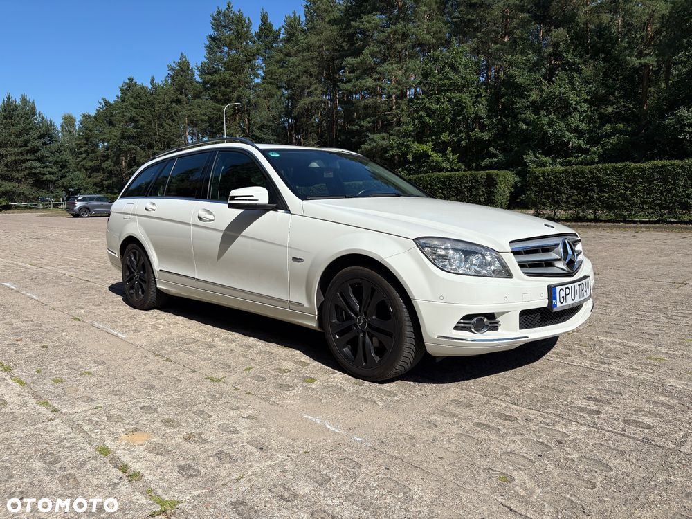 Mercedes-Benz Klasa C 180 Kompressor Automatik BlueEFFICIENCY Avantgarde - 4