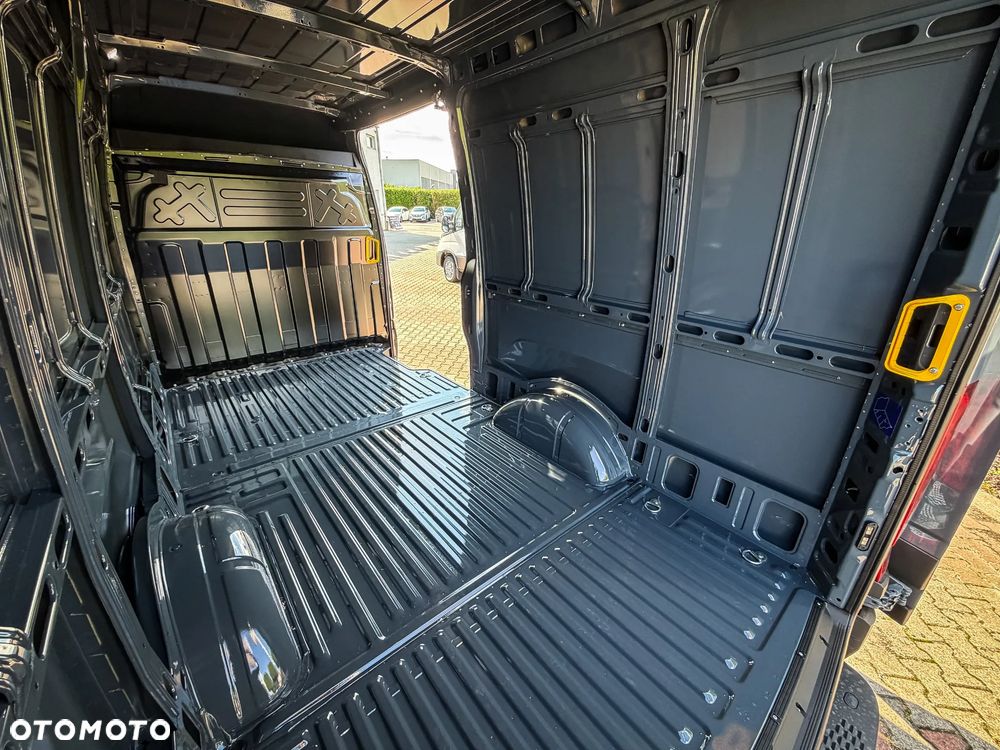 Iveco 35S16HA8V automat od ręki L3H2 - 17