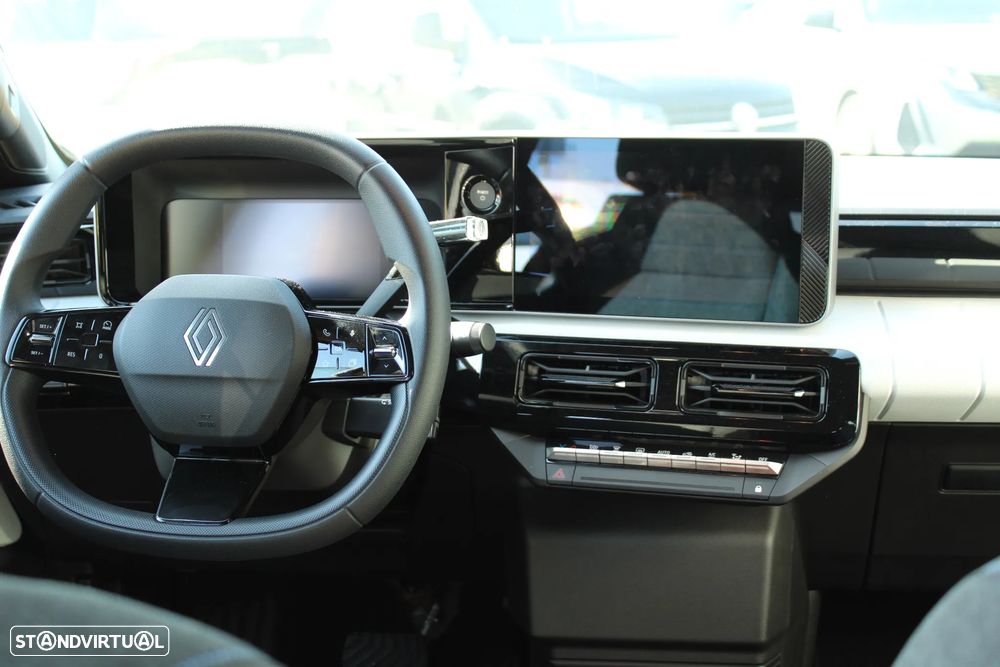 Renault 5 E-Tech 40 kWh Techno Autonomia Urbana - 32