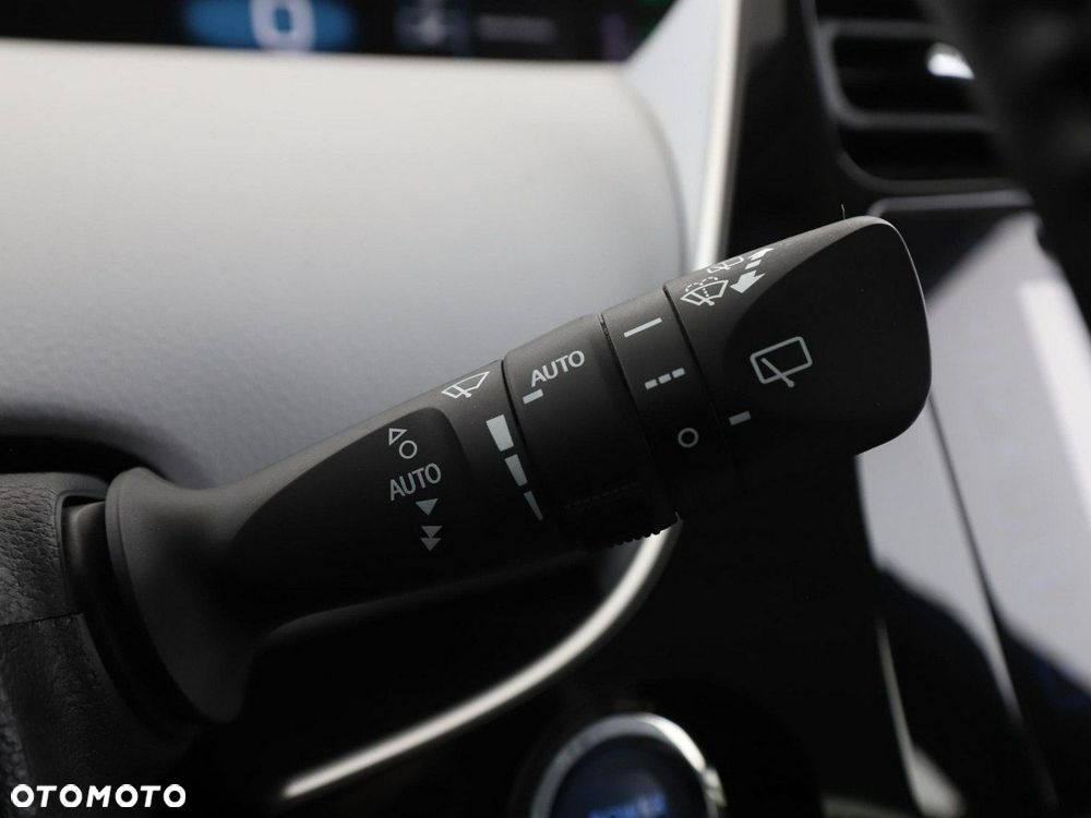 Toyota Prius 1.8 Hybrid Premium - 36