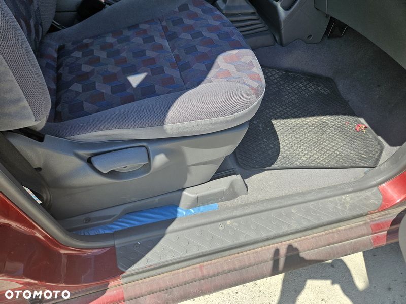 Ford Maverick 2.4 - 18