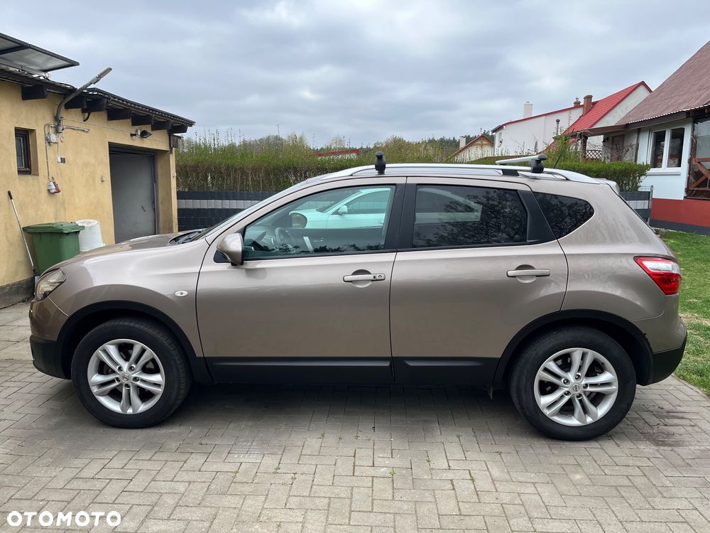 Nissan Qashqai 1.6 dCi 4 x 4 DPF Start/Stop 360 - 4
