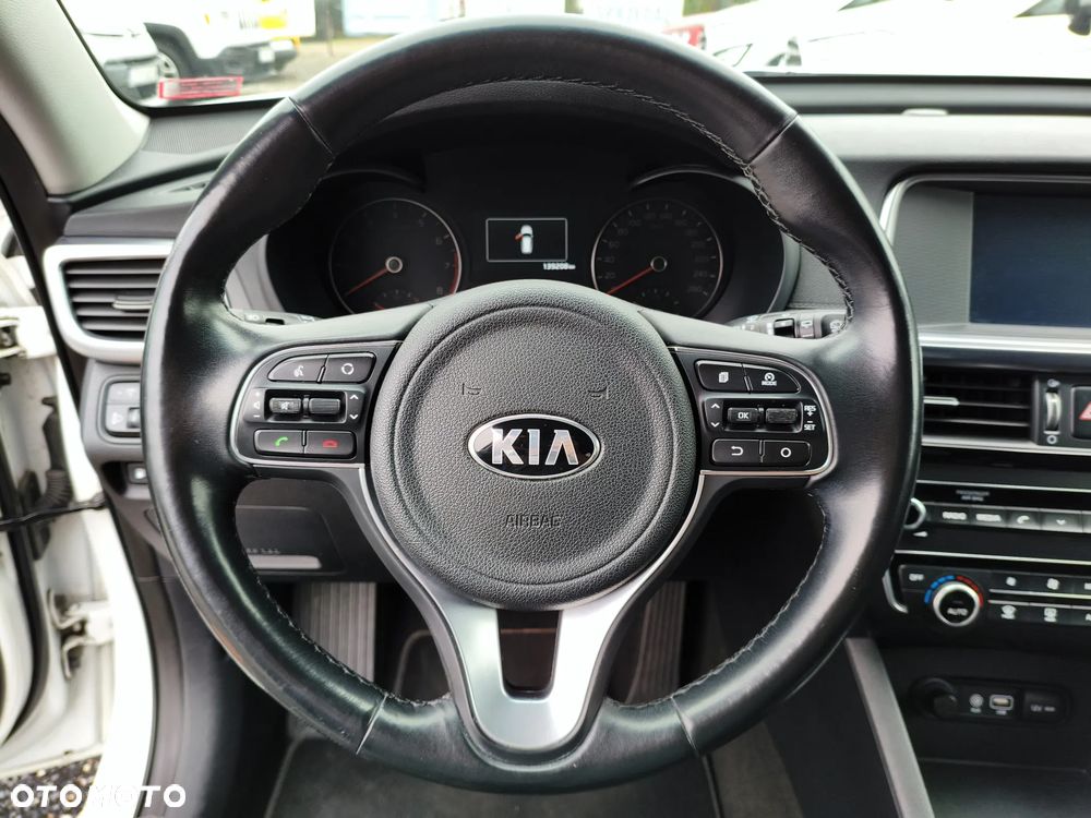 Kia Optima Sportagon 2.0 CVVL Vision - 33